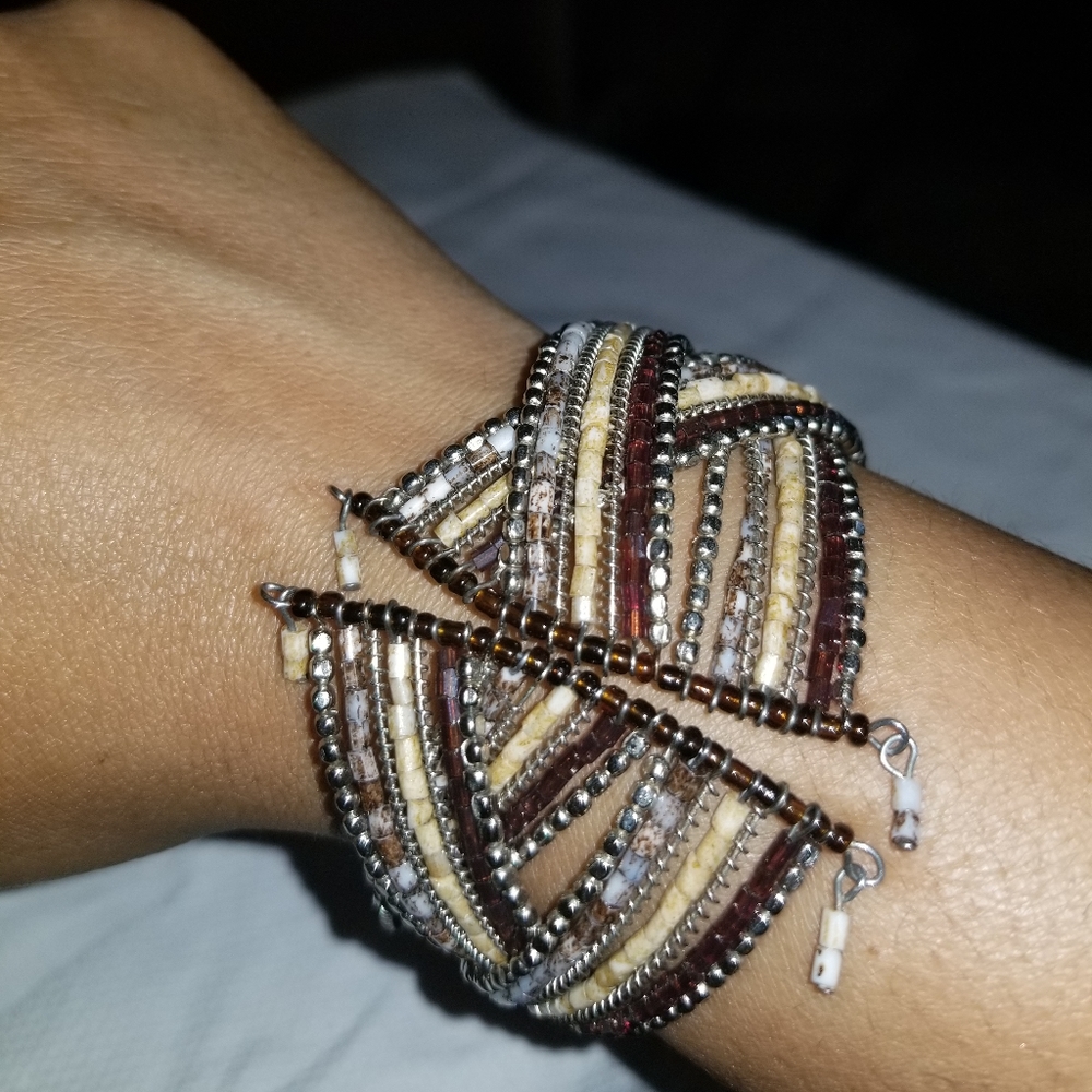 🌻 Beaded Bracelet